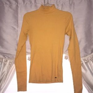 Slim fit mock turtleneck